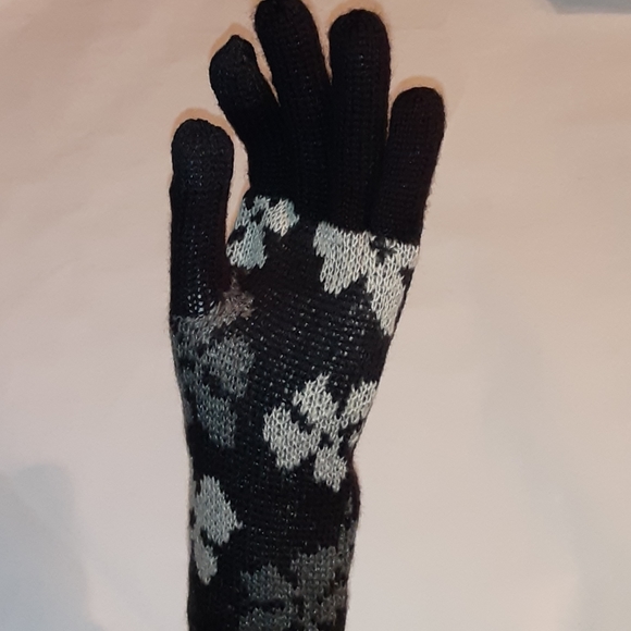 LAUNDRY BY DESIGN 3 PIECE HAT, SCARF, GLOVES SET - Picture 5 of 11